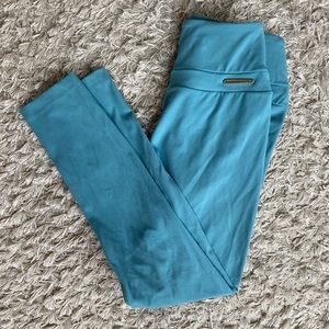 Gymshark X Whitney Simmons sage leggings V1